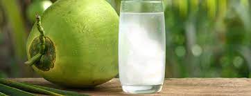 Uống nước dừa có giúp 'vượt cạn' dễ dàng?